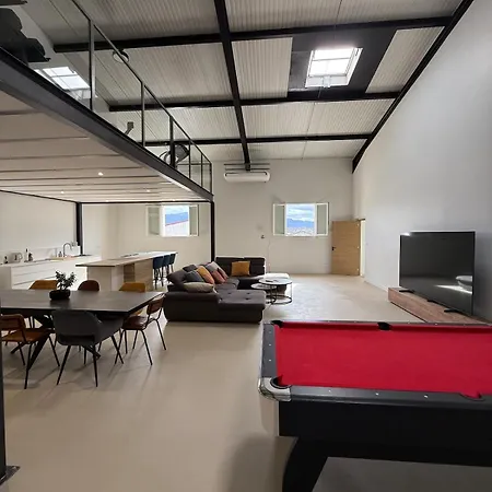 Loft Piscine Apartamento *